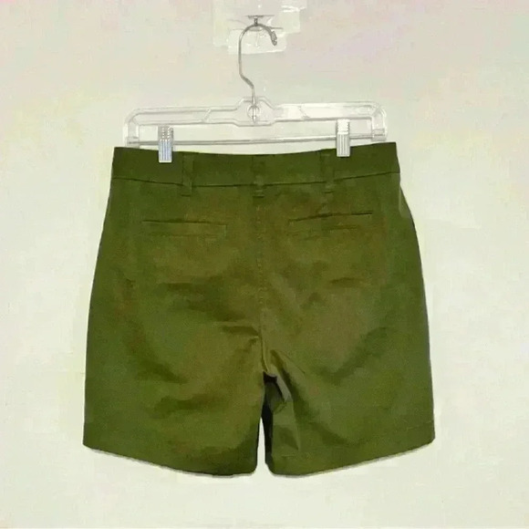 J. Crew Womens Size 4 7” Stretch Chino Shorts Cotton Green Style H5809 - Picture 2 of 6
